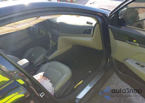 2018 Hyundai Elantra Sel из США, поврежденный, VIN 5NPD84LF7JH248252